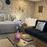 Appartamento Loft Sauna Balnéothérapie *