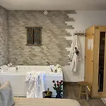 Apartment Loft Sauna Balneotherapie Beaucaire (Gard)