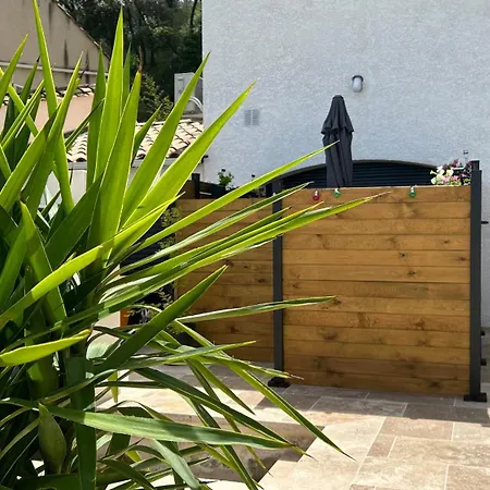 Apartment Loft Sauna Balneotherapie Beaucaire (Gard)